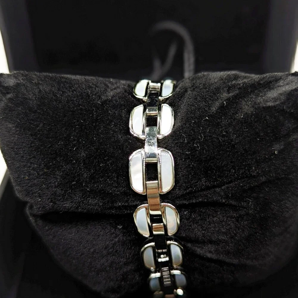 Fendi My Way Women's Mother of Pearl with Diamond Watch, 28mm (MSRP $2,895)